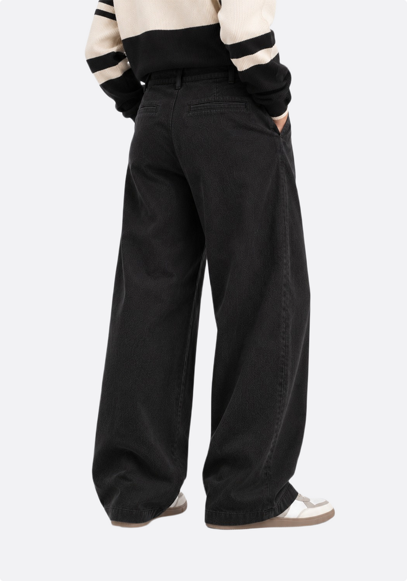 Men's black wide-leg pleated trousers – front view